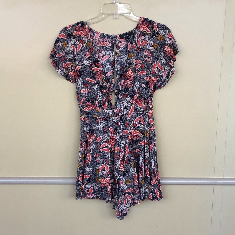 Lulus romper size small. Brand new with tags.